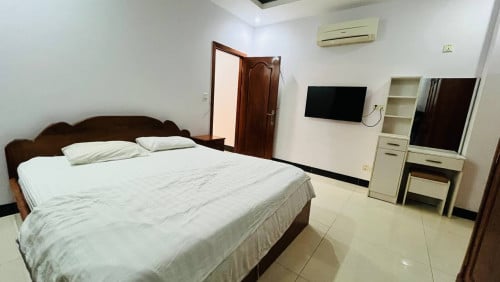 CLASSIC TWO BEDROOM FOR RENT-TOUL TOMPOUNG🍀