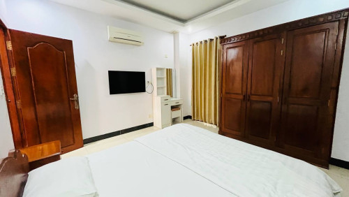 CLASSIC TWO BEDROOM FOR RENT-TOUL TOMPOUNG🍀