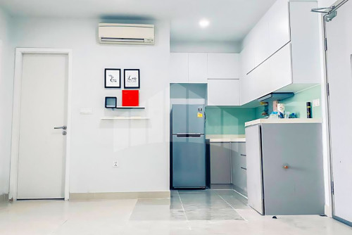 Condo for Rent at The Bridge