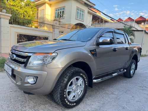 Ford 015 ម៉ាសុីន2.2 ប៉ុង២