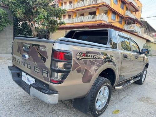 Ford 015 ម៉ាសុីន2.2 ប៉ុង២