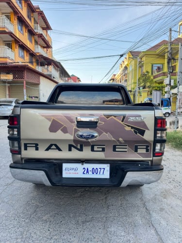Ford 015 ម៉ាសុីន2.2 ប៉ុង២