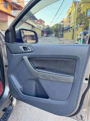 Ford 015 ម៉ាសុីន2.2 ប៉ុង២