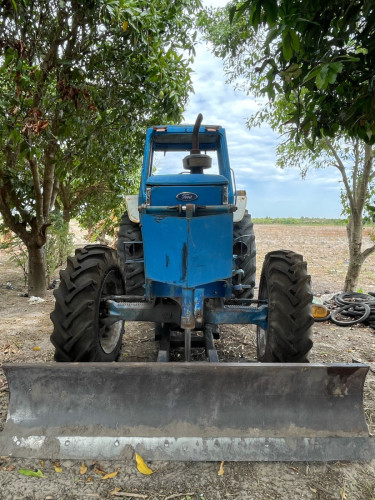Ford TW15