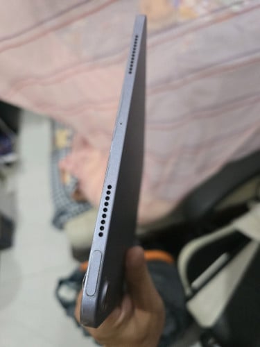 iPad air5 M1 bypass 256G WiFi ស្អាតដូចថ្មី99%មានខេស