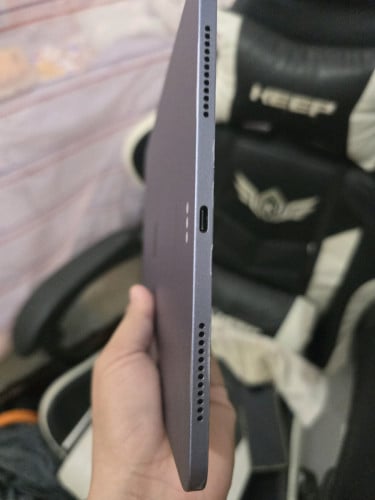 iPad air5 M1 bypass 256G WiFi ស្អាតដូចថ្មី99%មានខេស