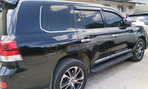Land cruiser 09 update 2021 full option បើកដំបូល 2BAxx