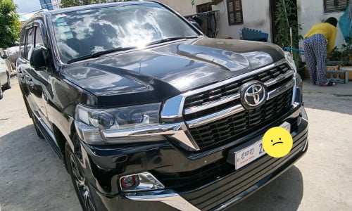 Land cruiser 09 update 2021 full option បើកដំបូល 2BAxx