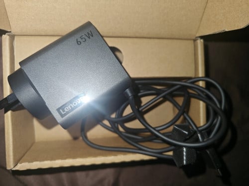 (លក់ហើយ) Legion Go S 512GB នូវមានប្រអប់ទាំងម៉ាស៊ីន និងឆ្នាំងសាក