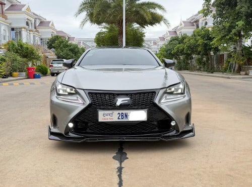 LEXUS_RC200T_2016_F_Sport