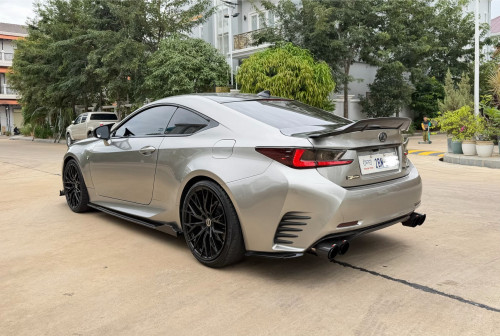 LEXUS_RC200T_2016_F_Sport