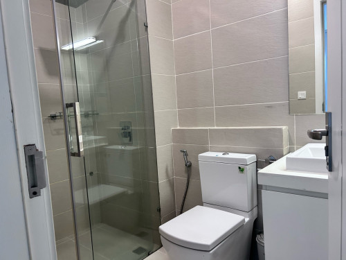 Penthouse size 339sqm price:$4000Price is nego_Location- Toul Tompong Market (Russian Market)