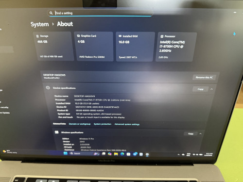 លក់បន្ទាន់ 99% MacBook Pro 16 2019 i7-9th
