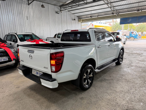 Mazda BT-50 2022 សុីន១ជុំ​ សោរបញ្ឆេះពីចំងាយ