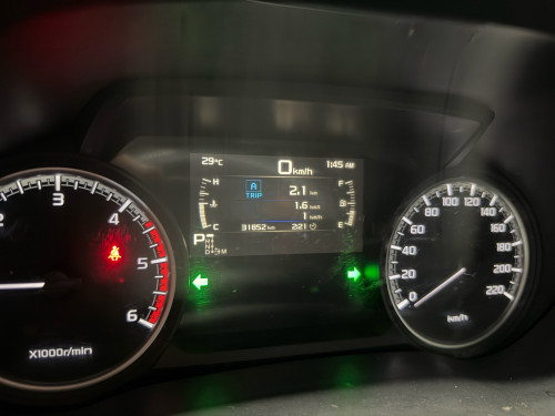 Mazda BT-50 2022 សុីន១ជុំ​ សោរបញ្ឆេះពីចំងាយ