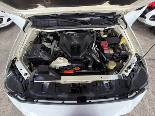 Mazda BT-50 2022 សុីន១ជុំ​ សោរបញ្ឆេះពីចំងាយ