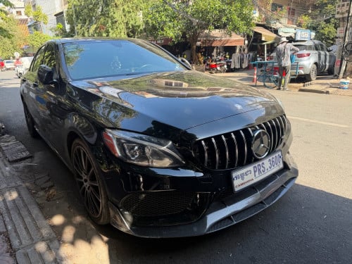 MERCEDES C300 4MATIC