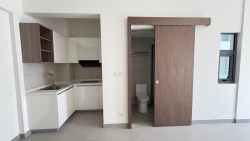 New studio room urgent sell