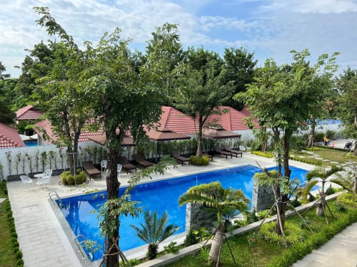 Nice Hotel for Urgent Sell at Keb City near Crab Market