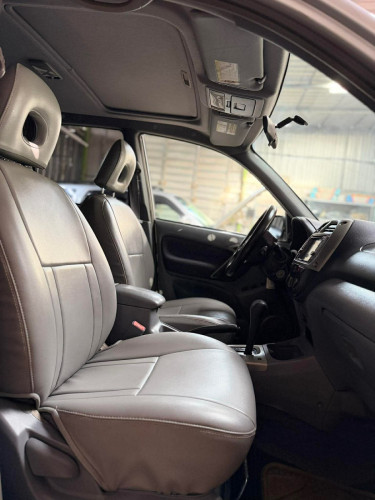RAV4 2001 ប៉ុង​1​ (ឡាន​នៅ​ស្វាយរៀង​)