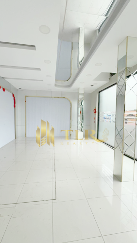 Shop for Rent