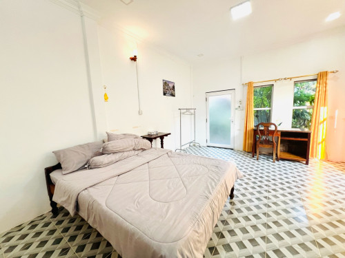 Step into a bright, spacious, and thoughtfully furnished room, designed for expats.