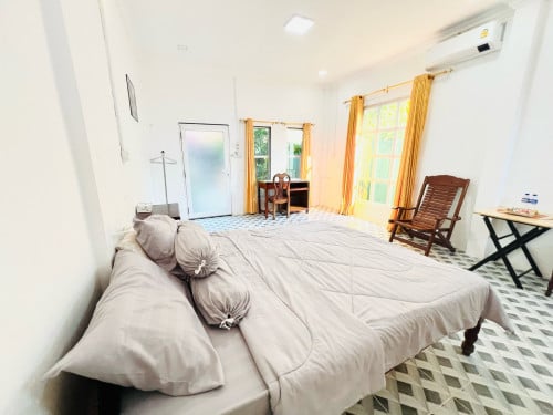 Step into a bright, spacious, and thoughtfully furnished room, designed for expats.