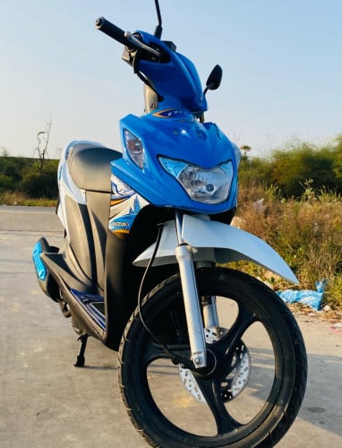 Suzuki Nex