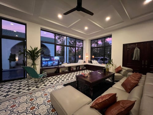 Villa with pool