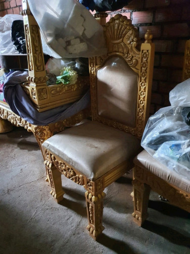 តុកៅអីលក់