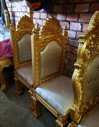 តុកៅអីលក់