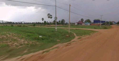 ដីកែងលក់