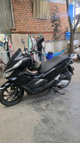 ម៉ូតូ pcx ជប៉ុន019 ផ្លាកលេខមានកាតគ្រី