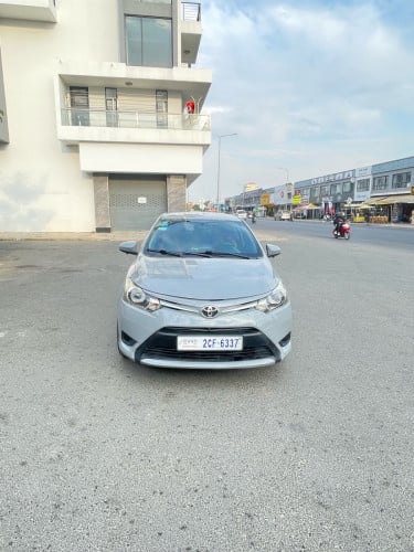 ឡានលក់ Toyota vios 014 ធានាឡានស្អាតអត់បុក១០០% ឯកសារគ្រប់ទិញពីម្ចាស់ដើម លេងគុជម៉ាញ៉េអែនត្រូយហើយ ។