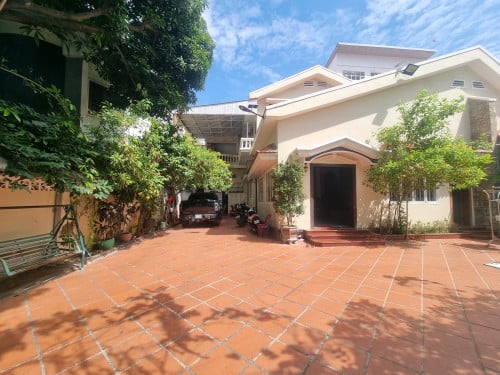 🏡 House for Rent – Daun Penh