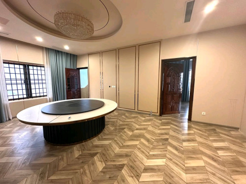 🏢 House for Rent – Main Road BKK1