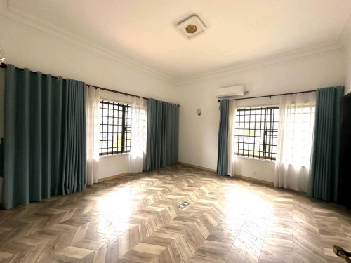 🏢 House for Rent – Main Road BKK1