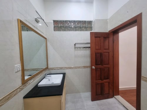 🏢 New Building for Rent – Daun Penh