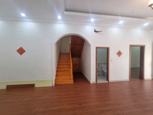 🏢 New Building for Rent – Daun Penh