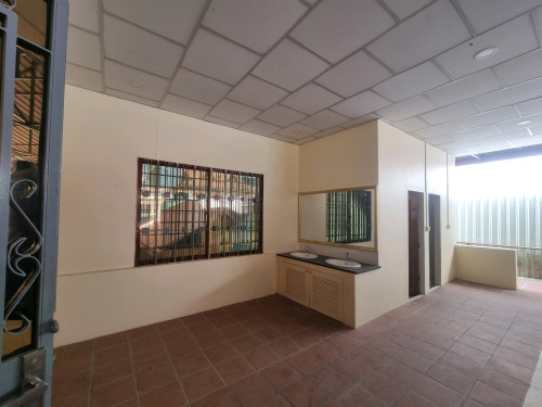🏢 New Building for Rent – Daun Penh