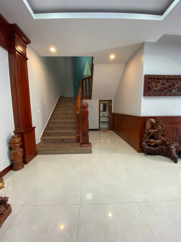 វីឡាទោលVIPលក់នៅបុរីអង្គរភ្នំពេញ គម្រោង2 នៅជិតអុីអនសែនសុខ