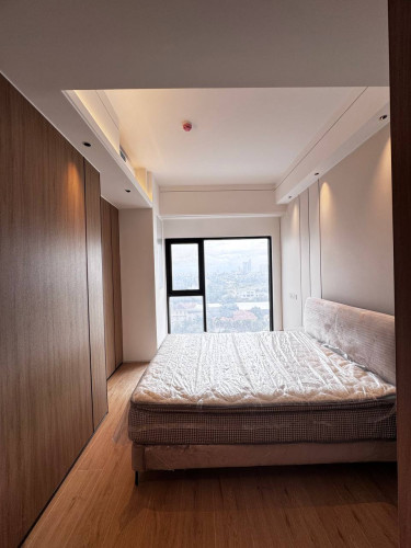 1 Studio Special Price Vue Aston