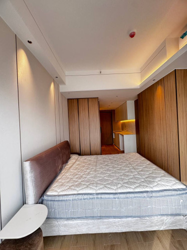 1 Studio Special Price Vue Aston