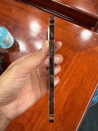 14 Pro Max សំនុំសុីន100%ទេីបមកដល់​ LL/A (sim locked)