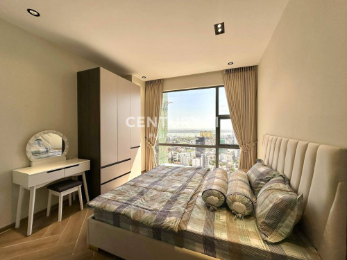 3 Bedrooms condo in BKK1 - for rent