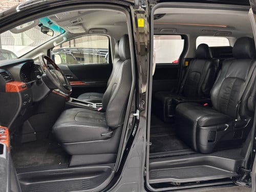 ALPHARD 2015 សាងបាន តម្លៃល្អ 20000$ ជាង