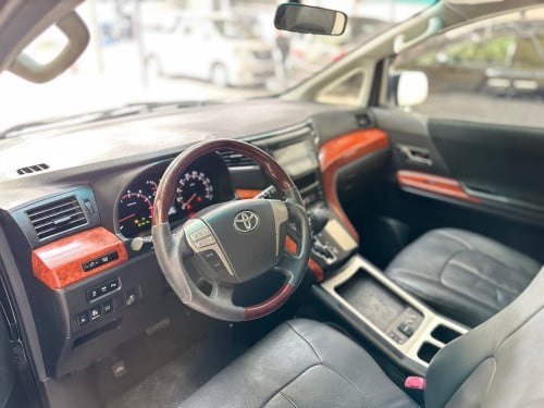 ALPHARD 2015 សាងបាន តម្លៃល្អ 20000$ ជាង