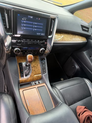 Alphard 2015 V6 full