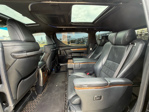 Alphard 2015 V6 full