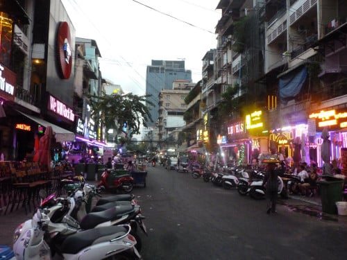 Apartment of sale @Pub street zone street136